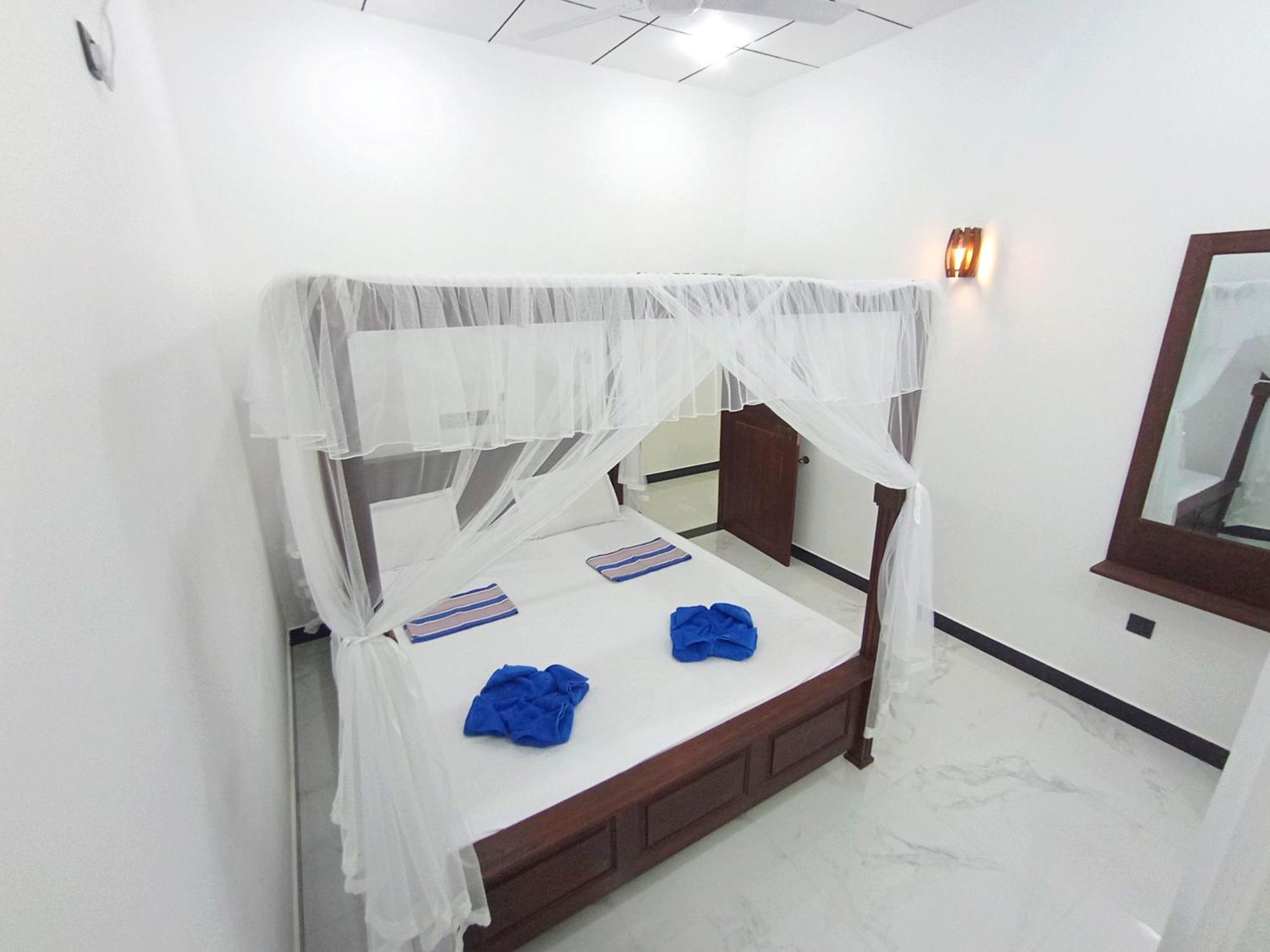 Amal Guest House Mirissa Bagian luar foto
