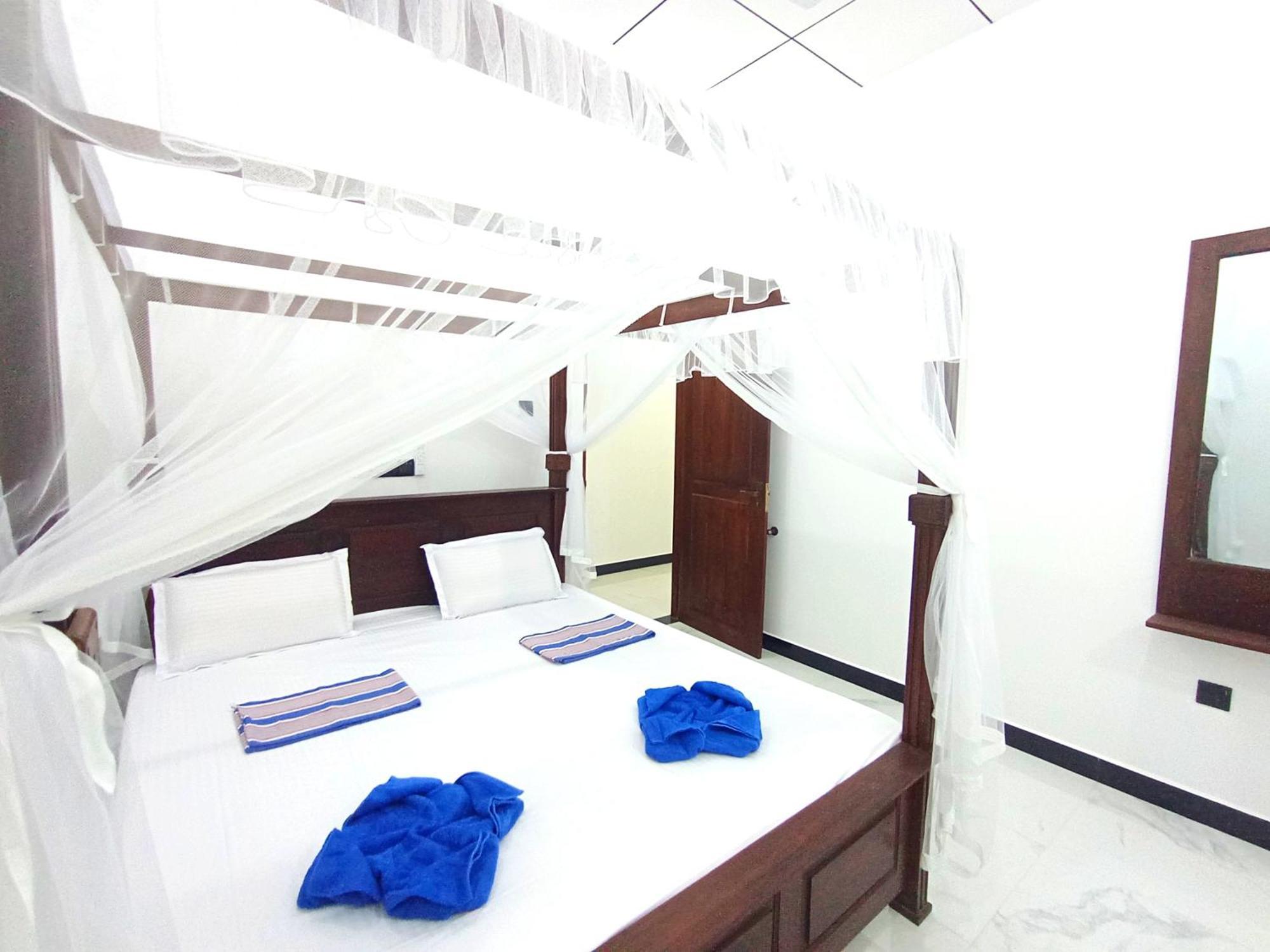Amal Guest House Mirissa Bagian luar foto